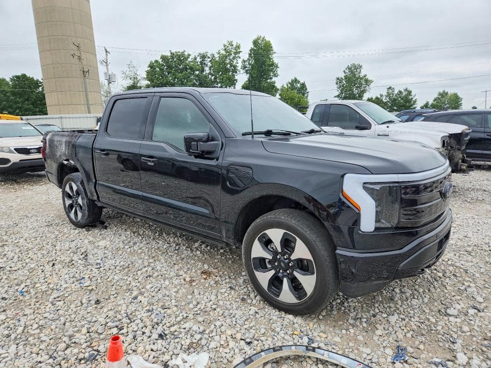 2023 FORD F150 LIGHTNING PRO 4