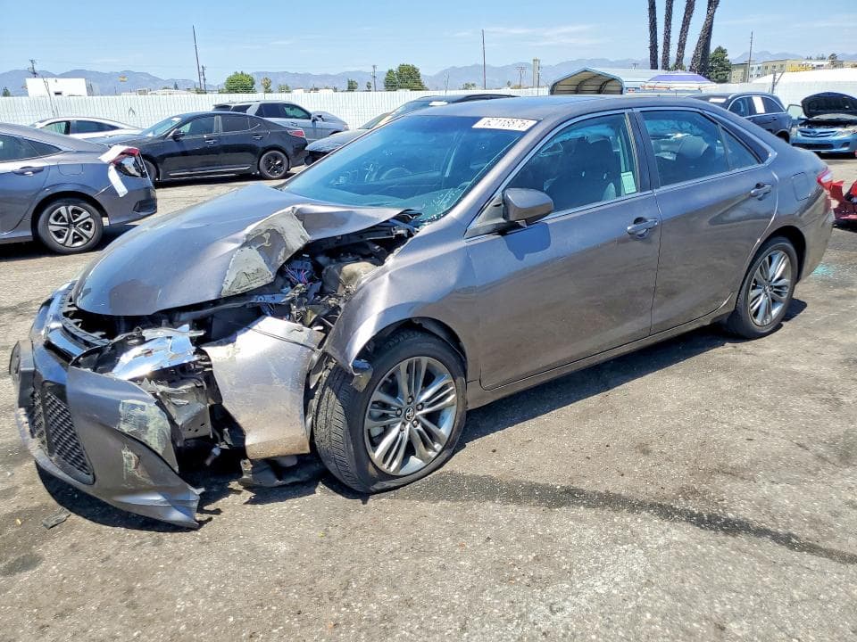 2017 TOYOTA CAMRY SE