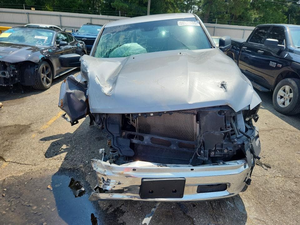 2019 RAM 1500 CLASSIC TRADESMAN 5