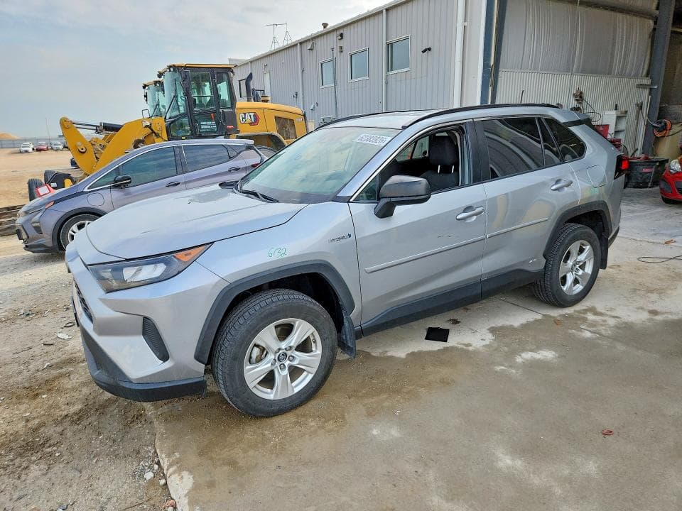 2020 TOYOTA RAV4 LE - 1
