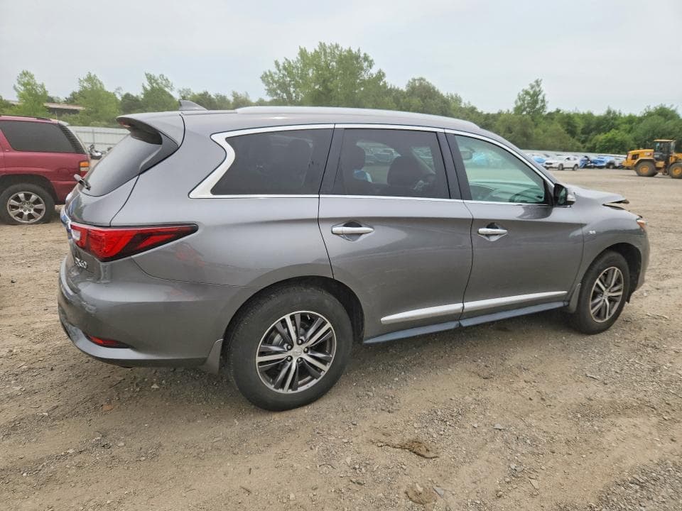 2017 INFINITI QX60 BASE 3