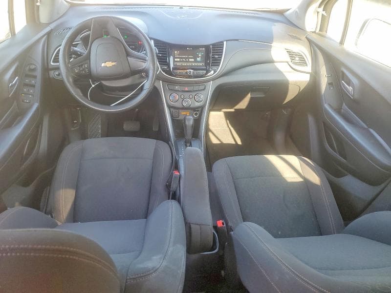 2017 CHEVROLET TRAX LS 8