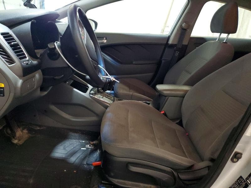 2017 KIA FORTE LX 7