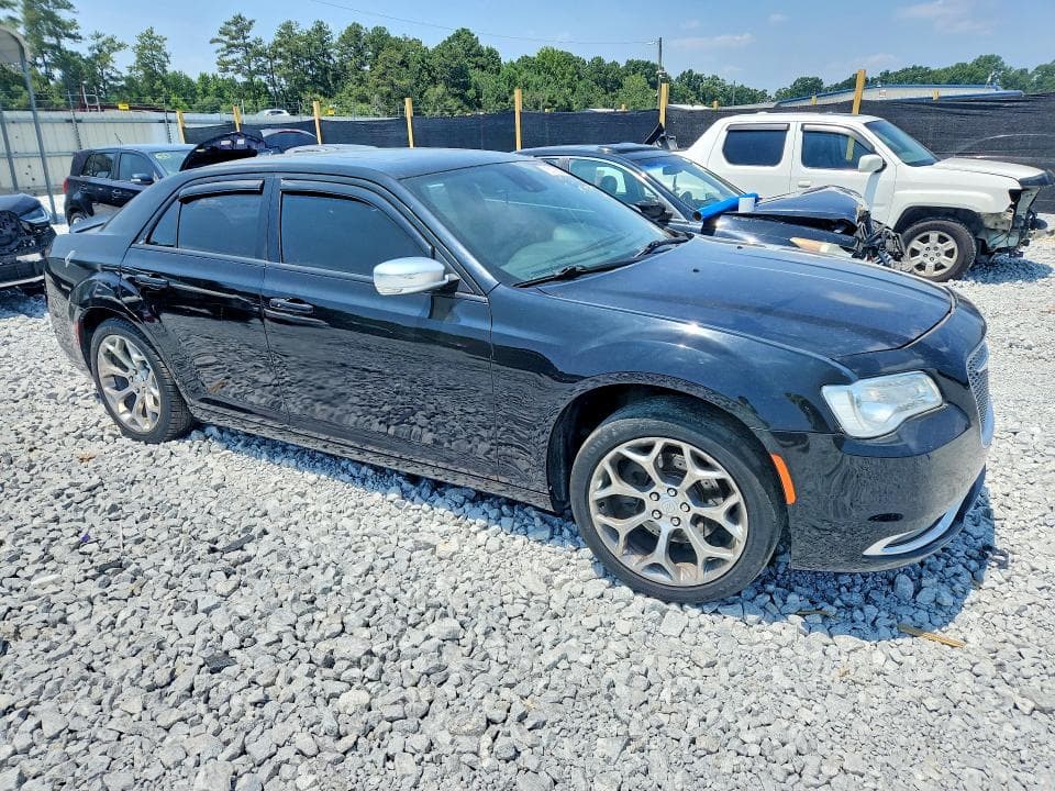 2019 CHRYSLER 300C 4