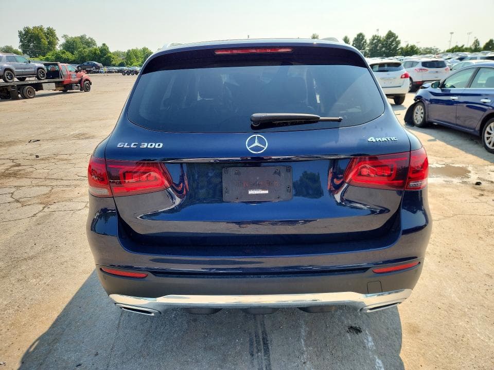 2020 MERCEDES-BENZ GLC 300 4MATIC 6