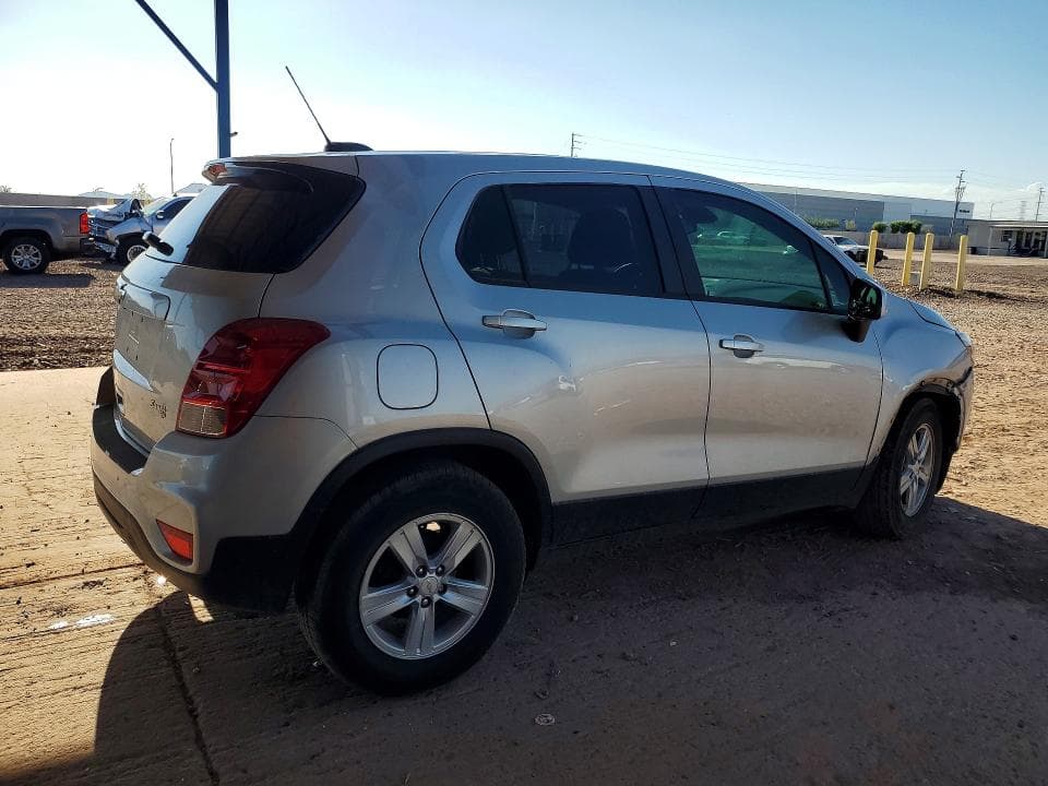 2021 CHEVROLET TRAX LS 3