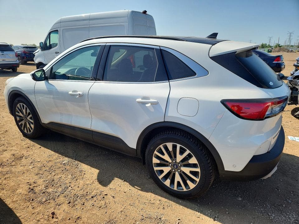 2020 FORD ESCAPE TITANIUM 2