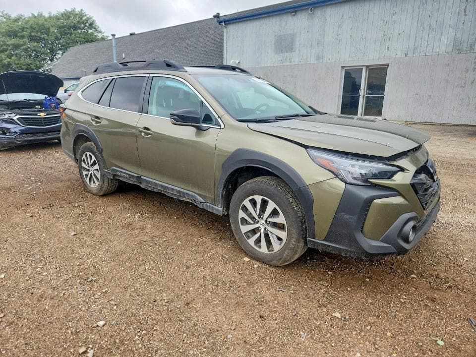 2025 SUBARU OUTBACK PREMIUM 4