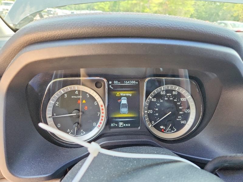 2017 NISSAN TITAN SL 9