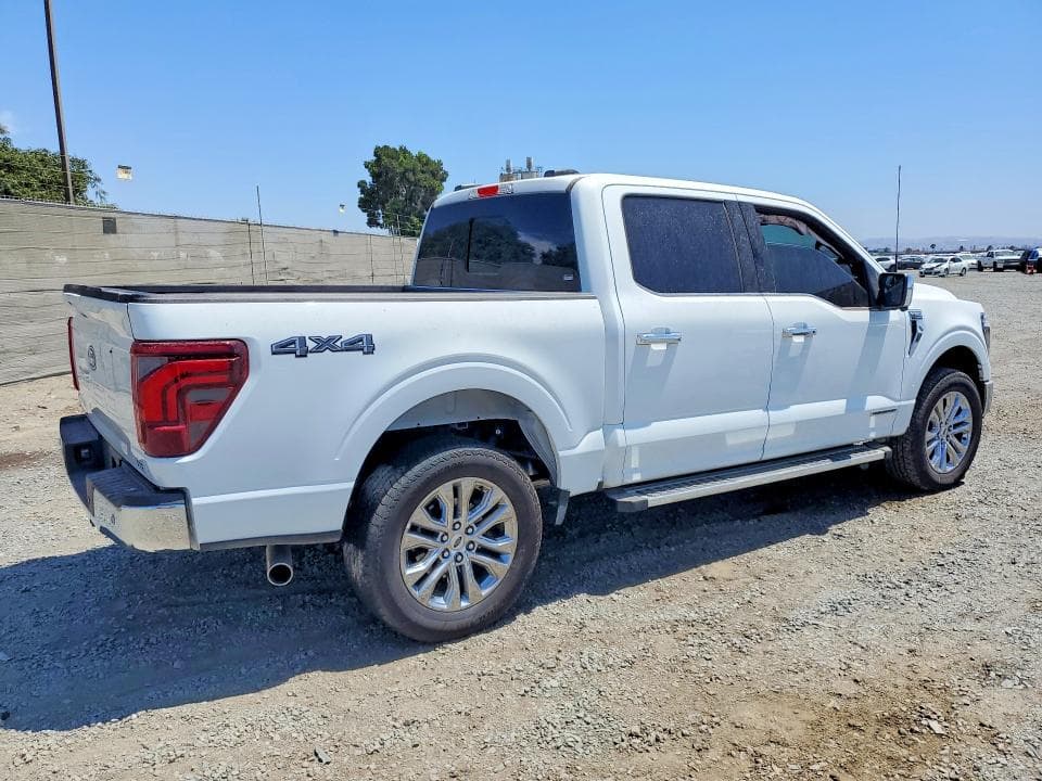2025 FORD F150 LARIAT 3