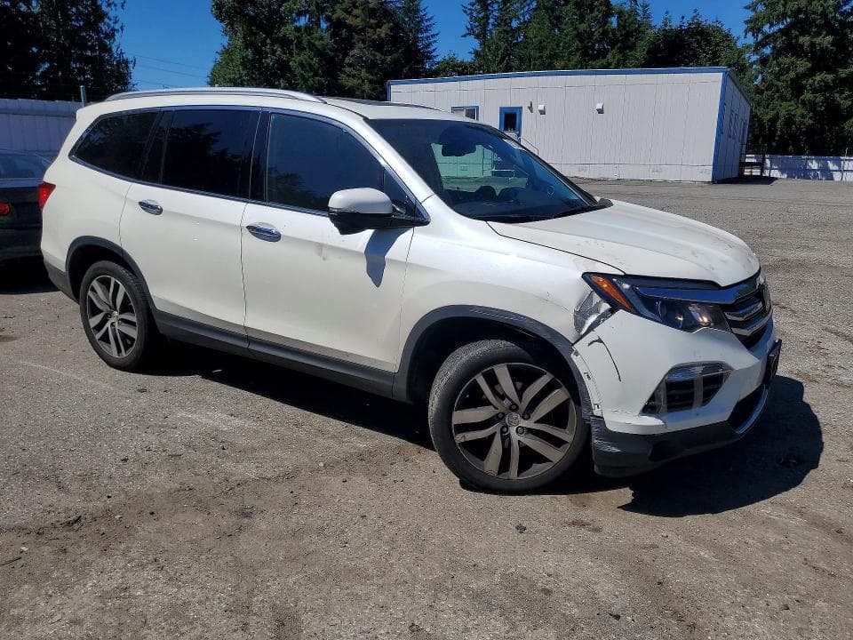 2017 HONDA PILOT TOURING 4