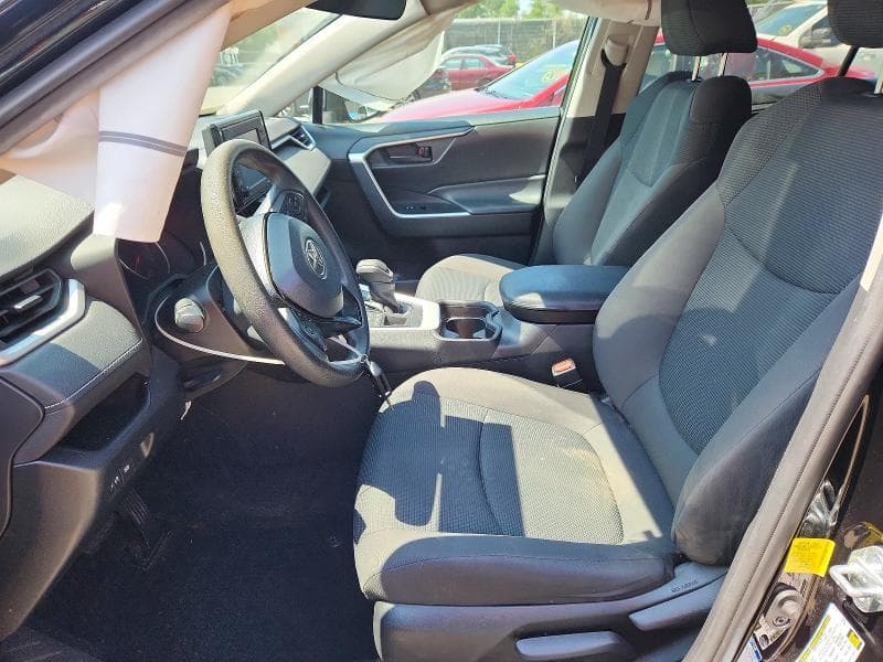 2021 TOYOTA RAV4 LE 7
