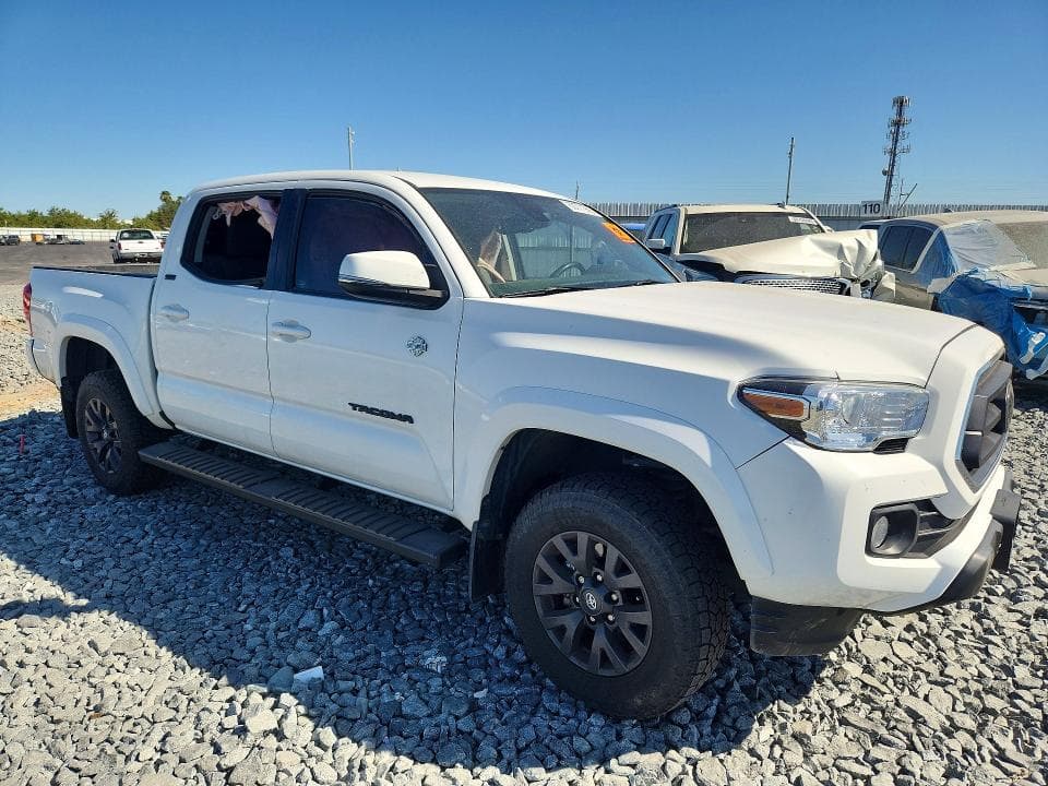 2023 TOYOTA TACOMA SR5 V6 4