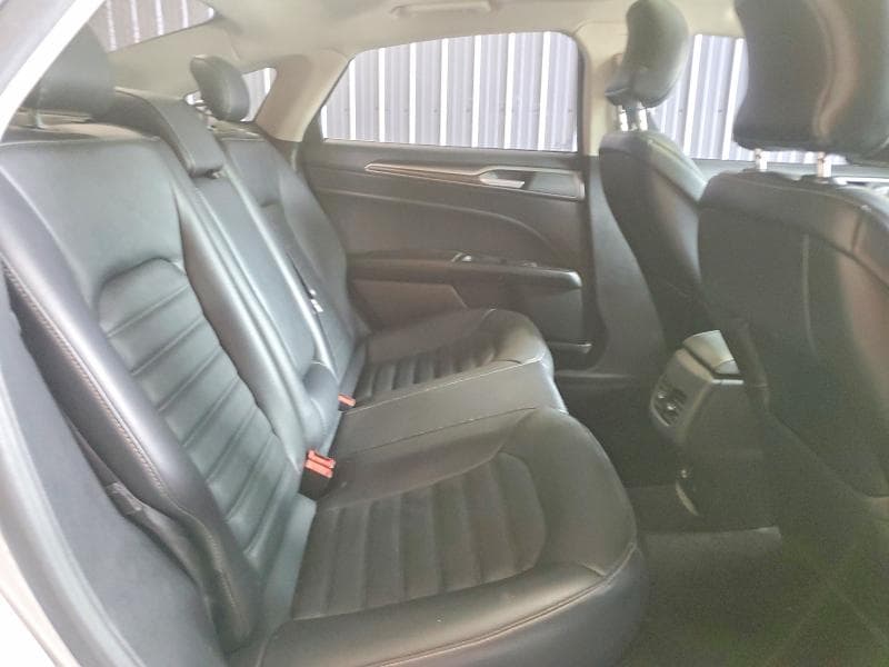 2017 FORD FUSION SE 10