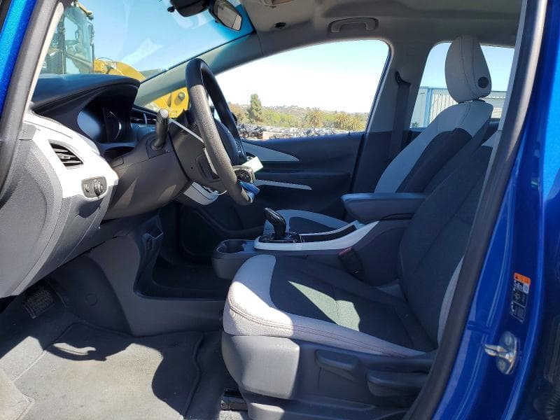 2019 CHEVROLET BOLT EV LT 7