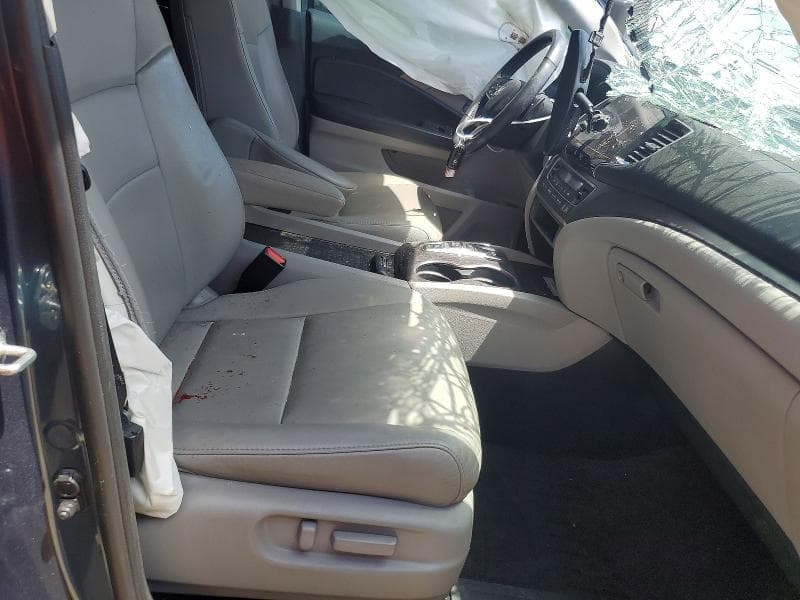 2021 HONDA PILOT SE 7