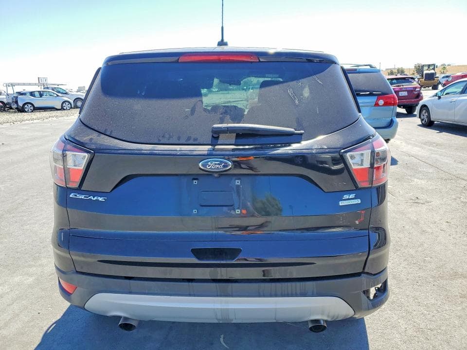 2017 FORD ESCAPE SE 6