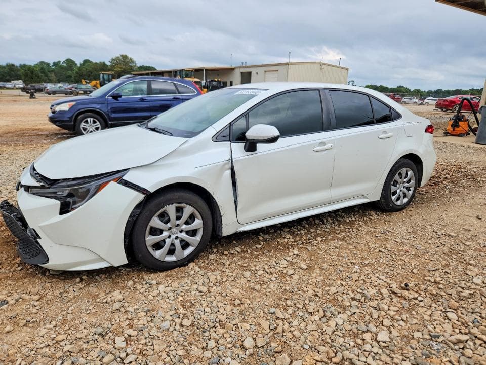 2021 TOYOTA COROLLA LE - 1