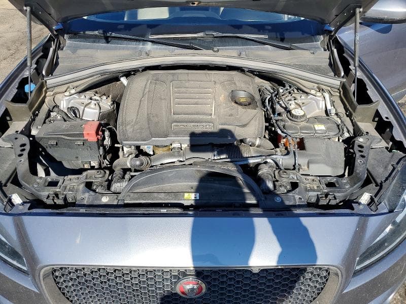 2020 JAGUAR F-PACE PREMIUM 11