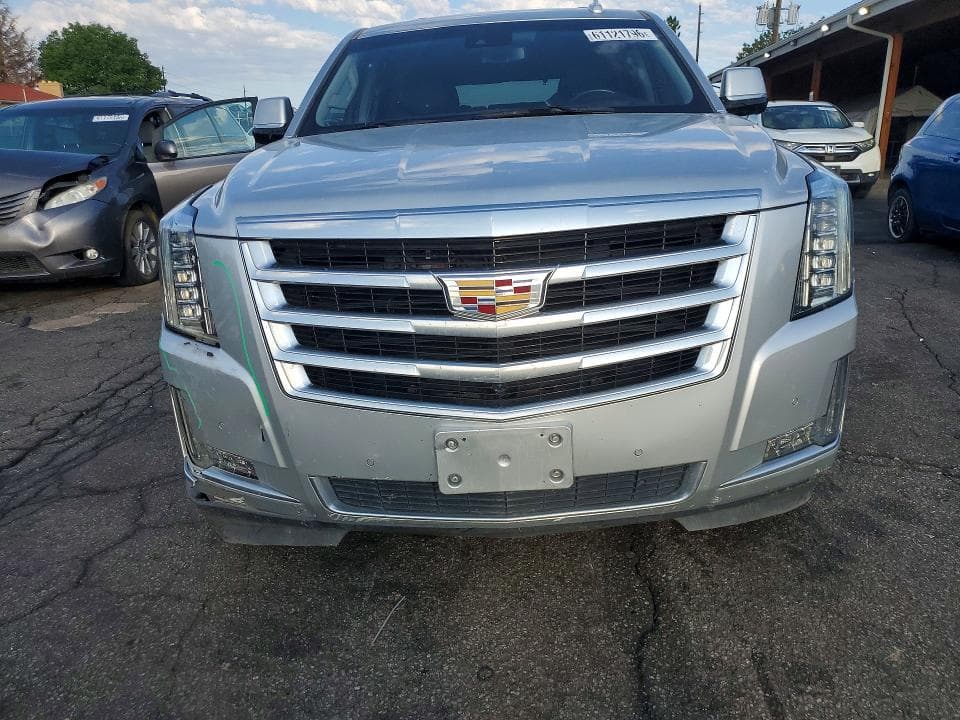 2018 CADILLAC ESCALADE LUXURY 5