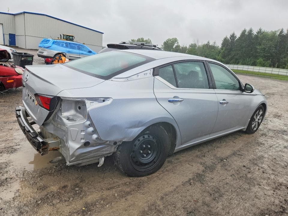 2022 NISSAN ALTIMA S S 3