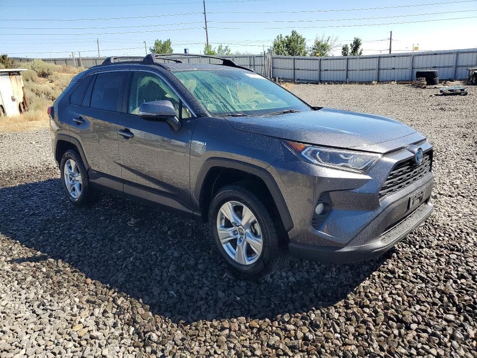 2019 TOYOTA RAV4 HYBRID XLE 4