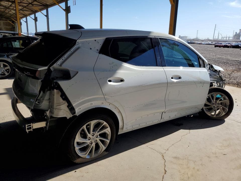 2027 CHEVROLET BOLT LT 3