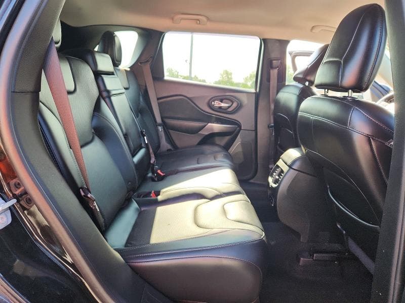 2019 JEEP CHEROKEE LIMITED 11