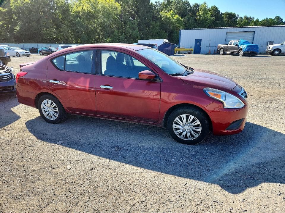 2017 NISSAN VERSA 1.6 SV 4