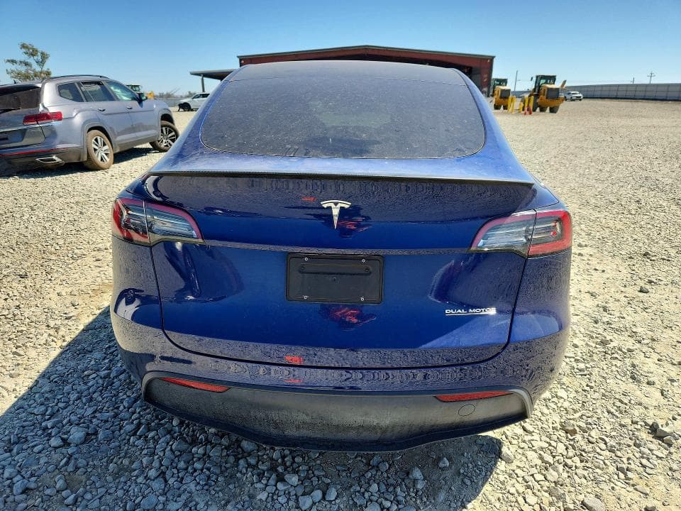 2022 TESLA MODEL Y 6