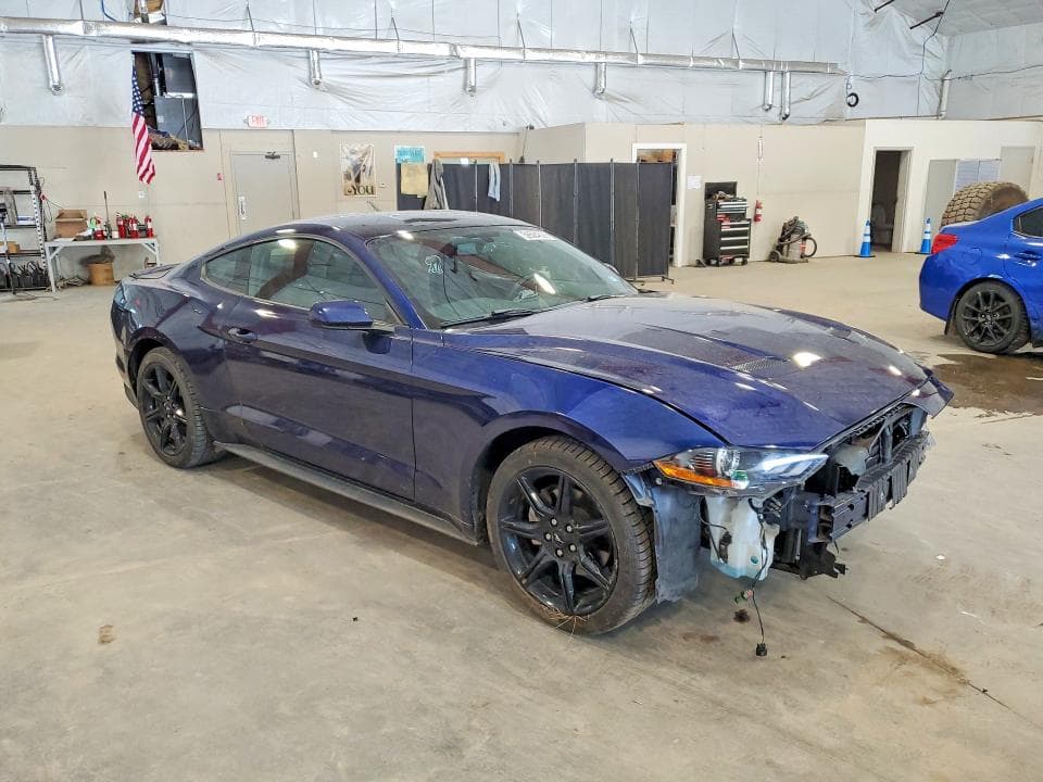 2019 FORD MUSTANG 4
