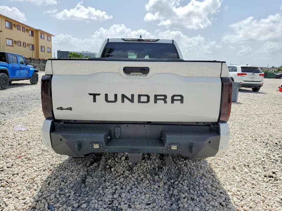 2022 TOYOTA TUNDRA CREWMAX SR5 6