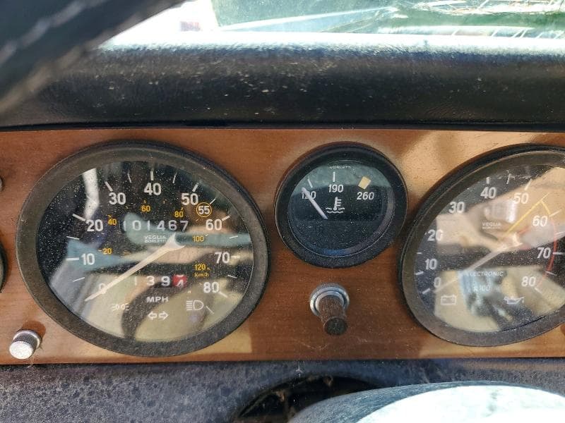 1982 FIAT 124 SPIDER 9