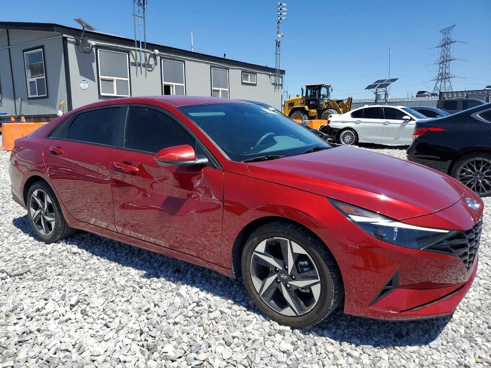 2023 HYUNDAI ELANTRA SEL 4