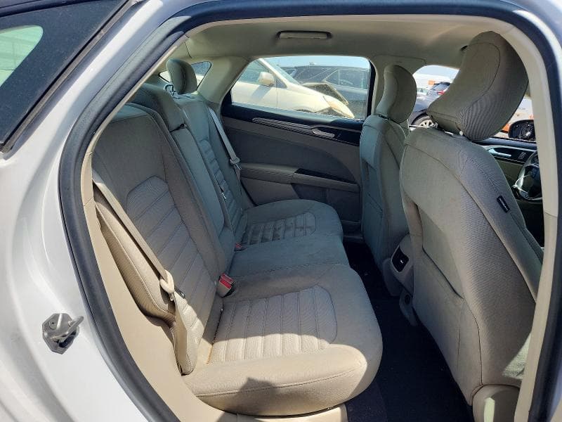 2017 FORD FUSION SE 10