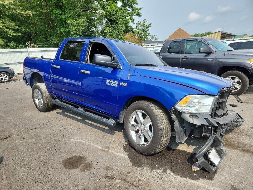 2017 RAM 1500 ST 4