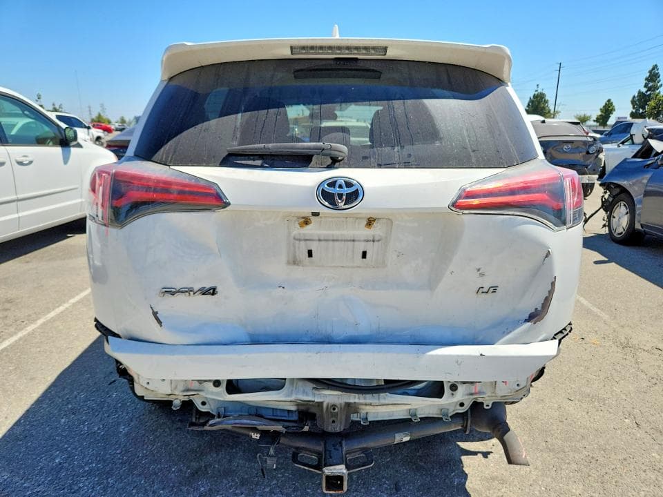 2017 TOYOTA RAV4 LE 6