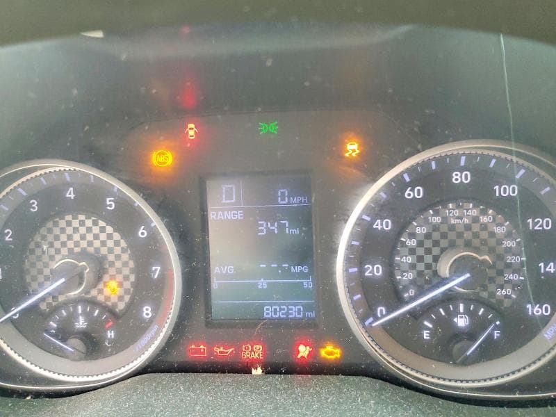 2019 HYUNDAI ELANTRA SE 9