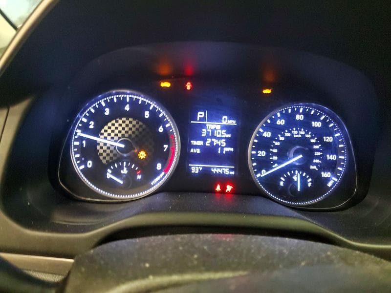 2019 HYUNDAI ELANTRA SE 9