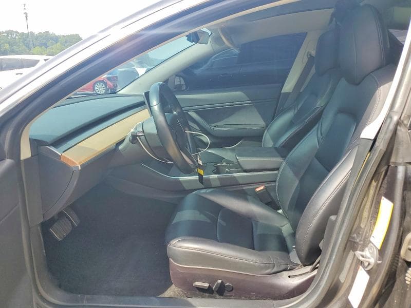 2018 TESLA MODEL 3 7