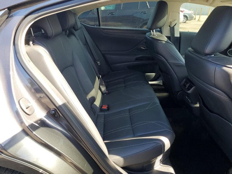 2024 LEXUS ES 300H LUXURY 10