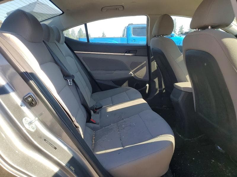 2020 HYUNDAI ELANTRA SEL 10