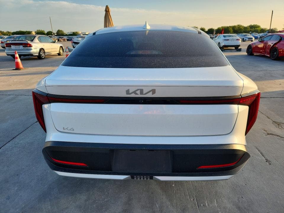 2025 KIA K4 LXS 6