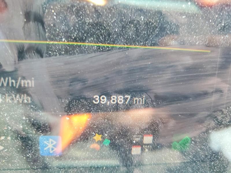 2023 TESLA MODEL Y 9