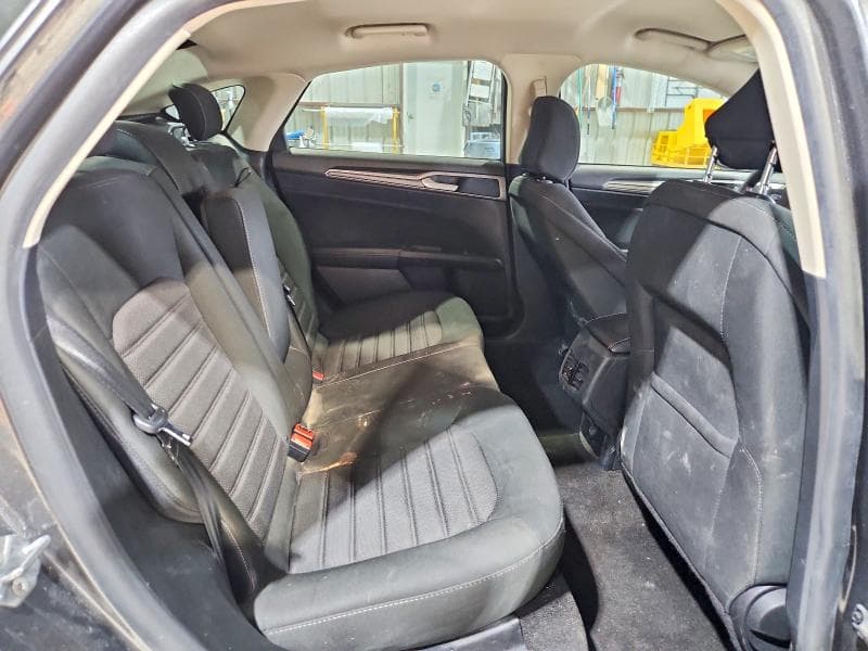 2020 FORD FUSION SE 10