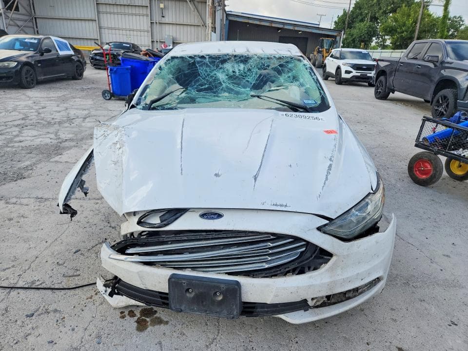 2017 FORD FUSION SE 5
