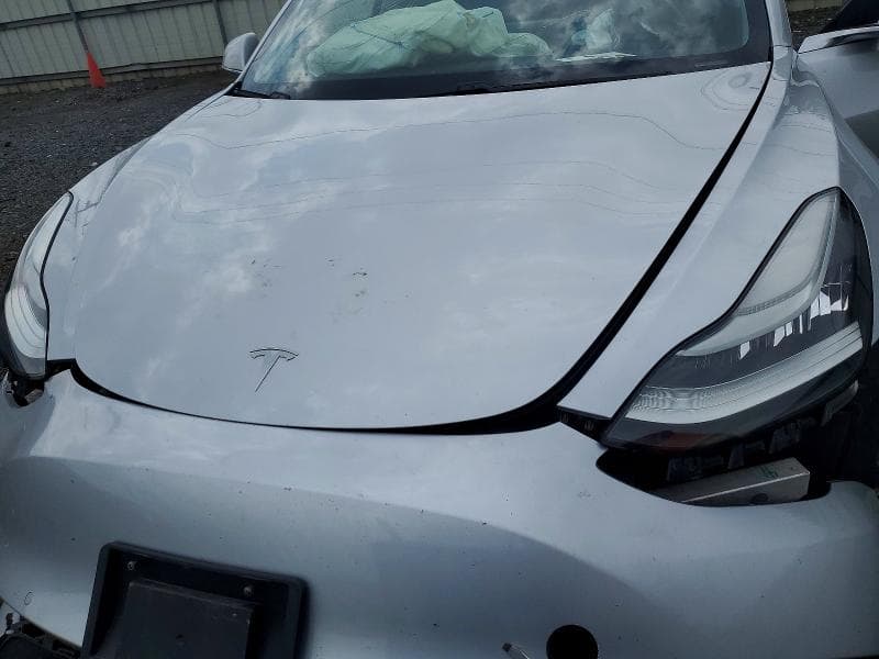 2018 TESLA MODEL 3 11