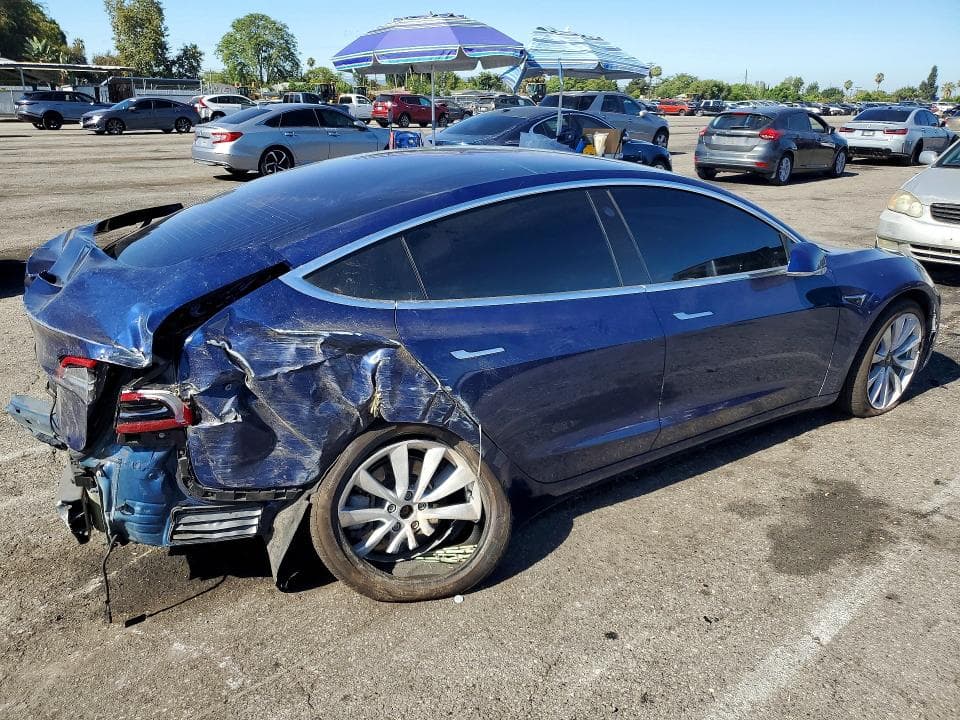 2018 TESLA MODEL 3 3