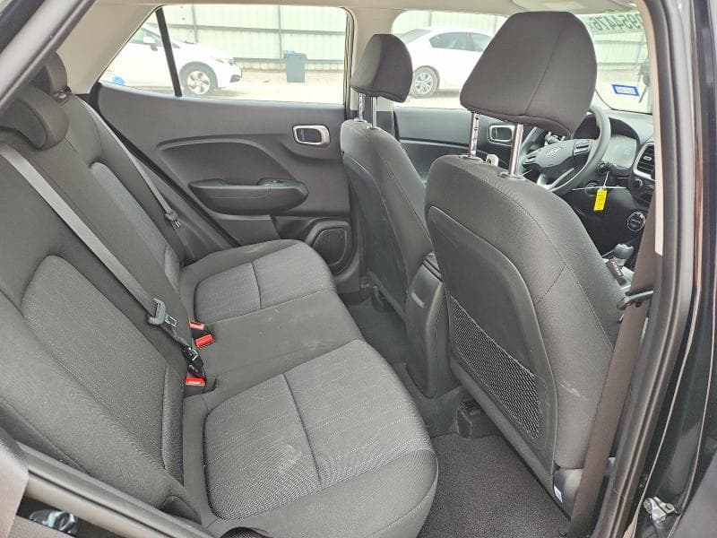 2026 HYUNDAI VENUE SE 10