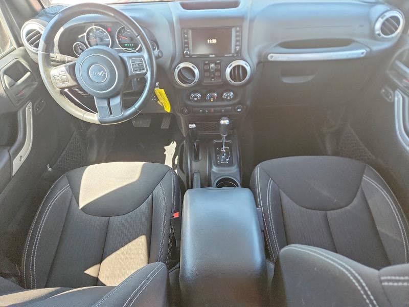 2017 JEEP WRANGLER UNLIMITED SAHARA 8